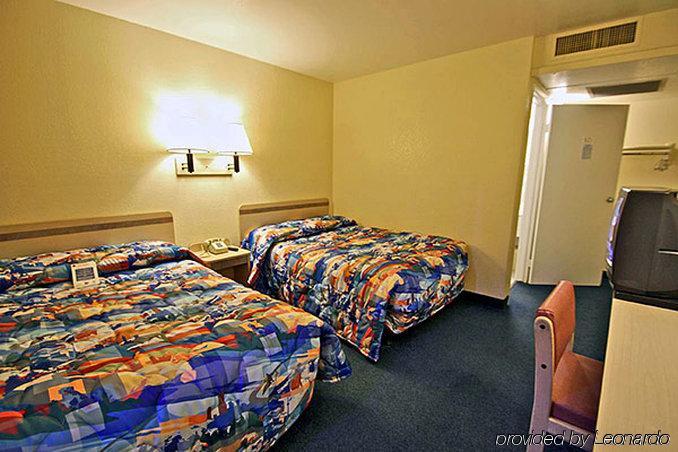 Motel 6 Weed - Mount Shasta Экстерьер фото